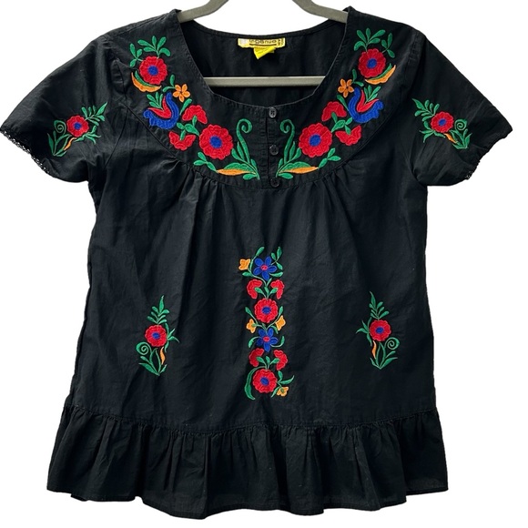 Ingenue New York Black Embroidered Floral Peasant Top Size M - Picture 1 of 7